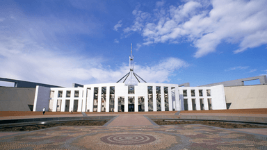 Nazi salute to be banned in Australia