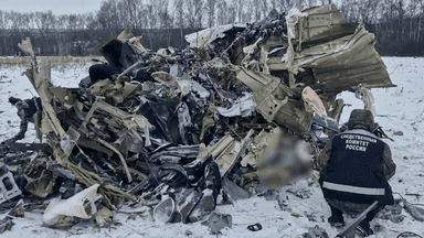 More than 70 dead in a military plane crash in Russia