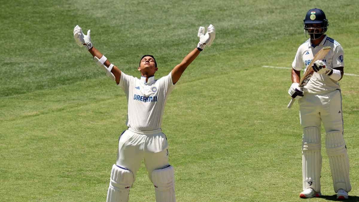 Australian cricket team beaten by India in opening test