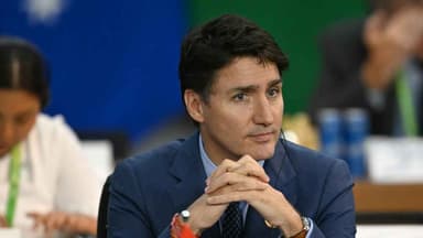 Justin Trudeau announces resignation