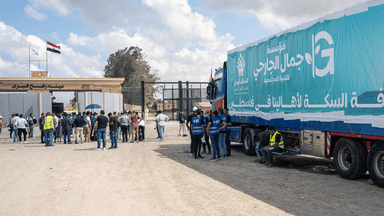 20 trucks will deliver humanitarian aid to Gaza