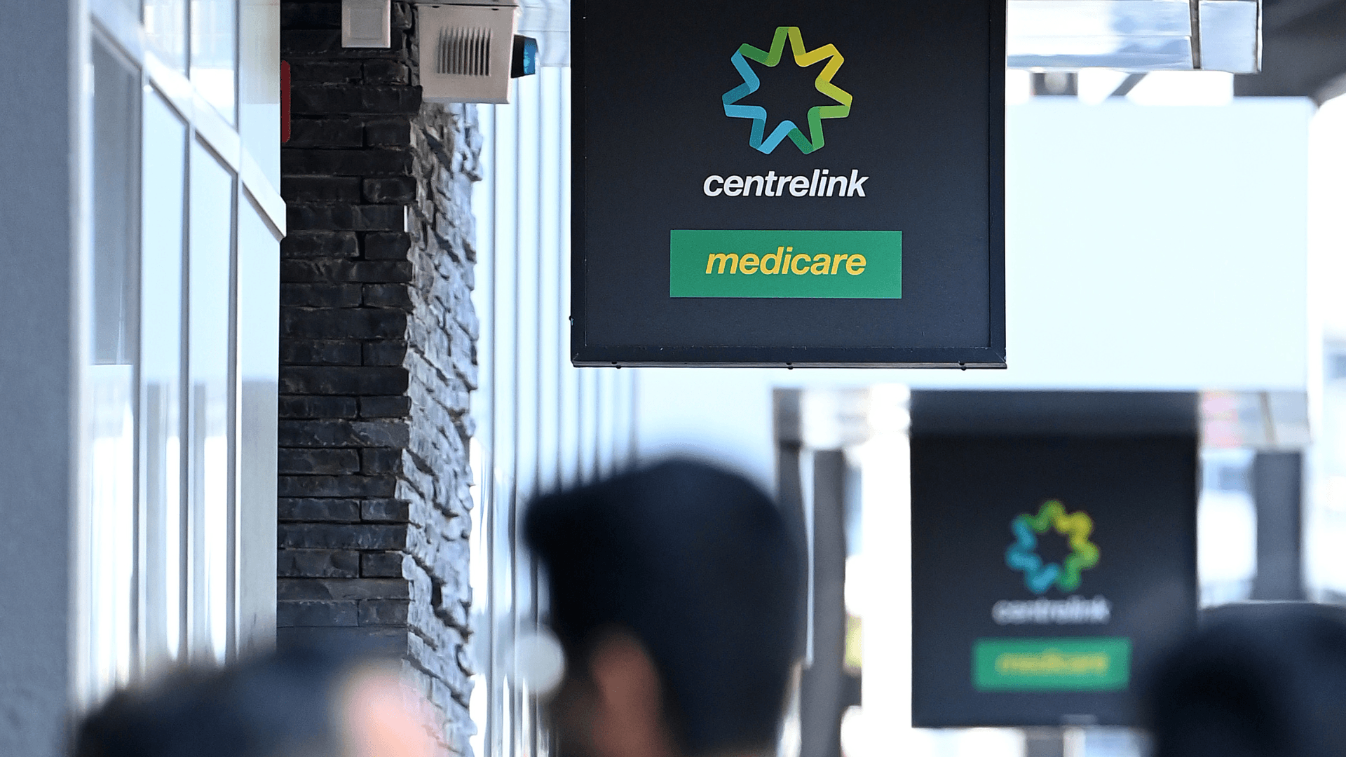 3,000 workers hired to meet demand for Centrelink and Medicare