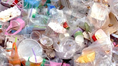 Single-use plastic bans for SA and WA in September 2024