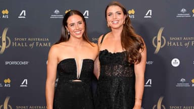 Jess and Noémie Fox take out Australian sport’s top award