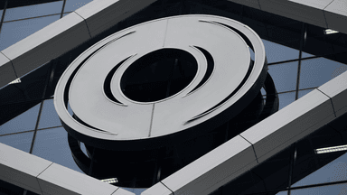 Macquarie Bank to phase out cash by 2024