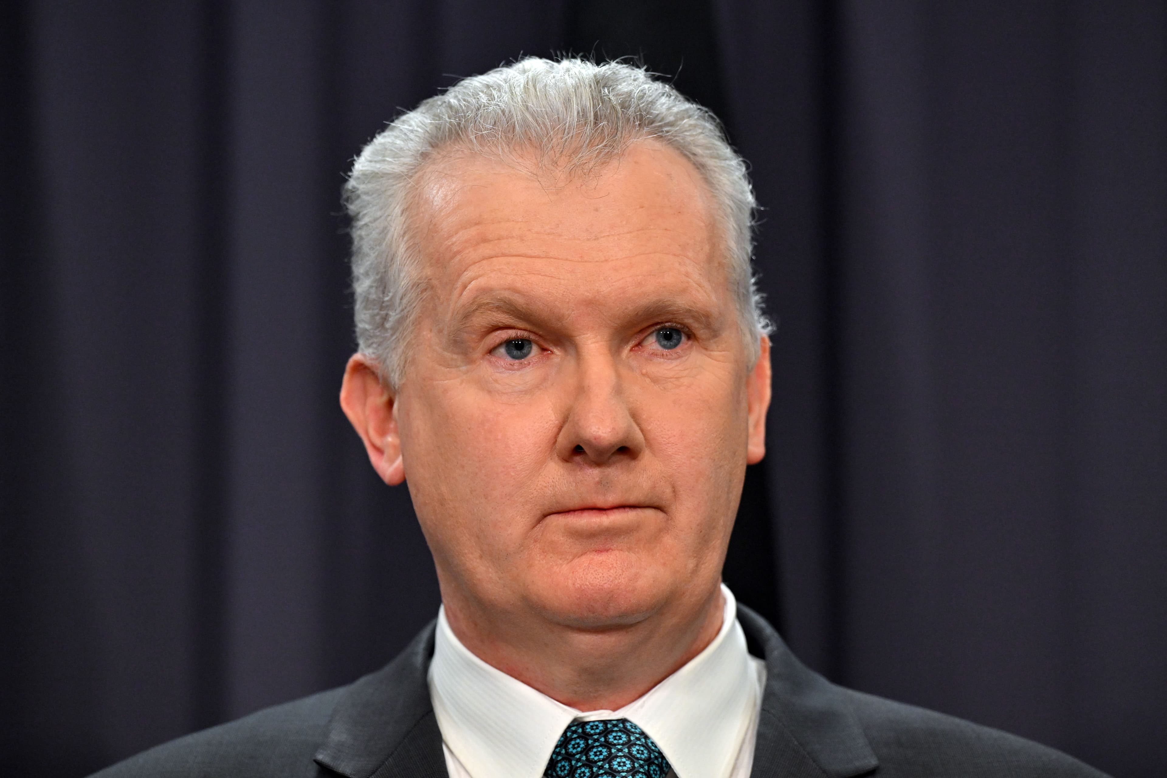 Nauru to resettle three once held in immigration detention